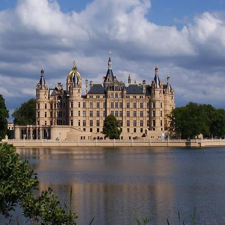 Villa Seeblick Am Schweriner See - Abc223 By Abcwismar Bad Kleinen Ngoại thất bức ảnh