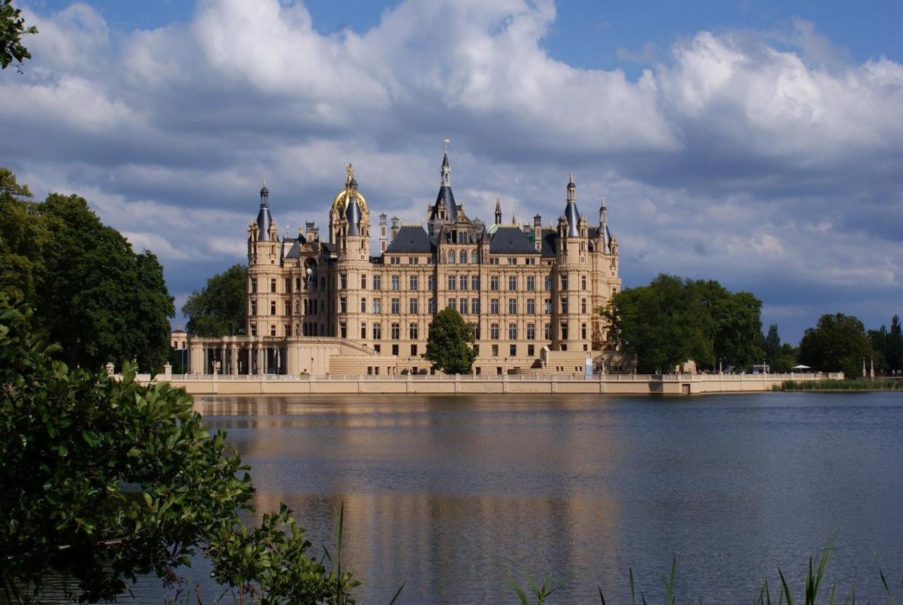 Villa Seeblick Am Schweriner See - Abc223 By Abcwismar Bad Kleinen Ngoại thất bức ảnh